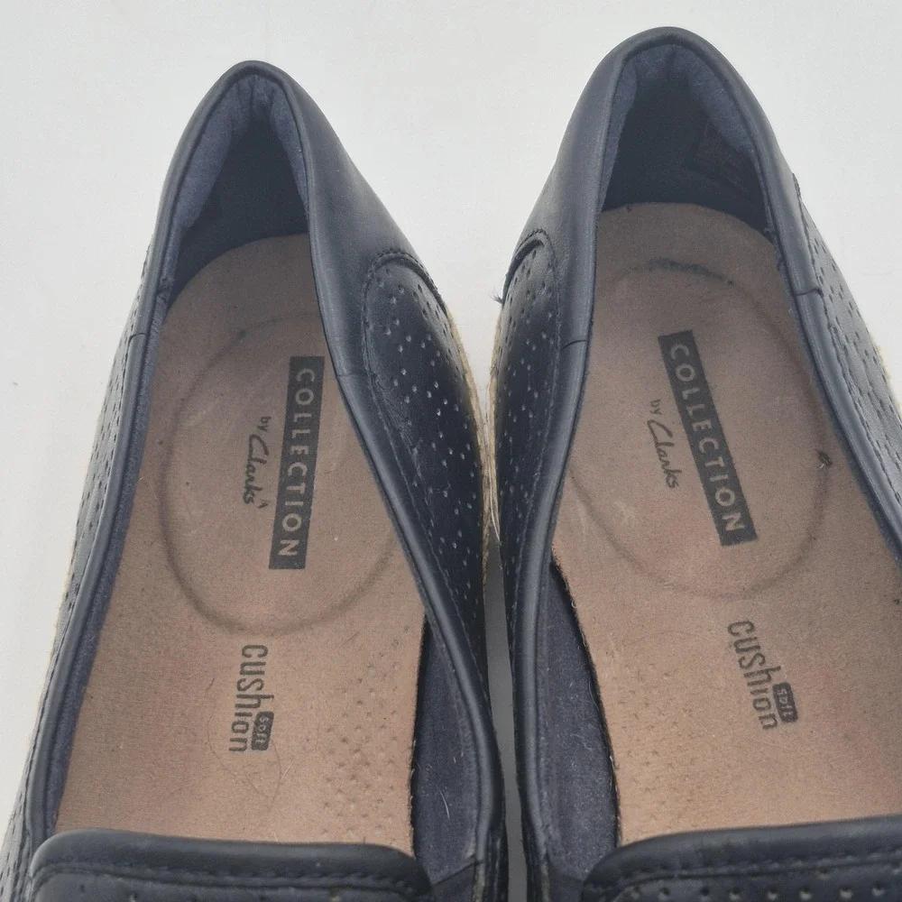 Clarks Collection Shoes Womens Size 8.5 Navy Perforated Espadrille Slip On‎ Flat